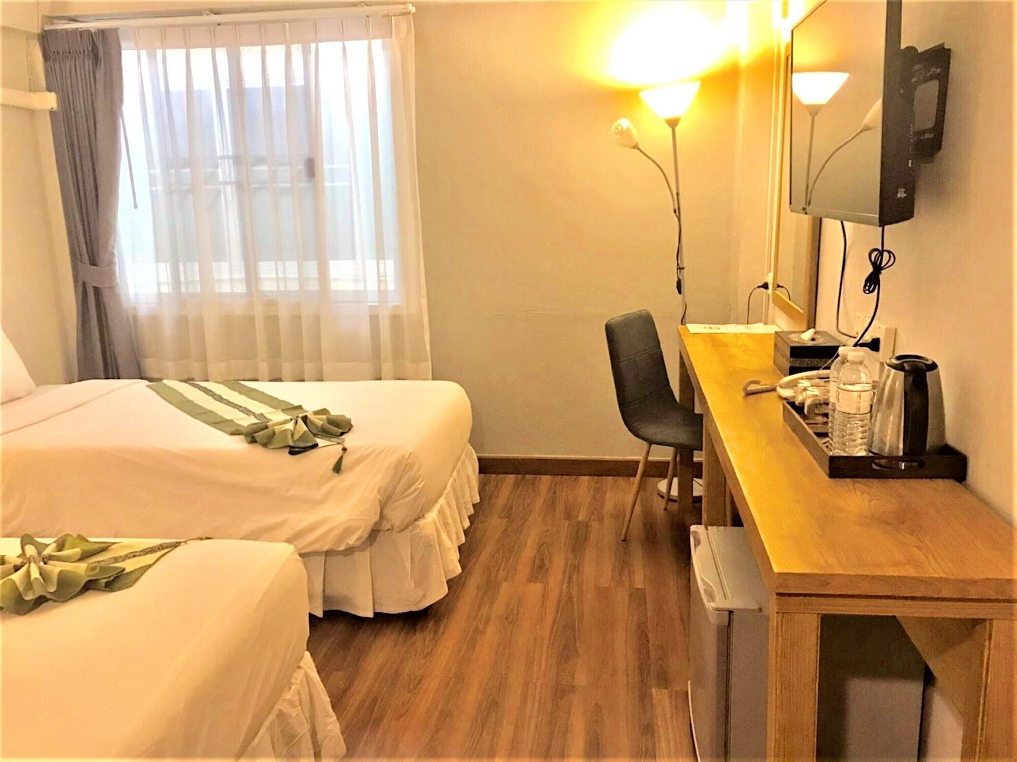 Ratana Hotel Chiang Mai Dış mekan fotoğraf