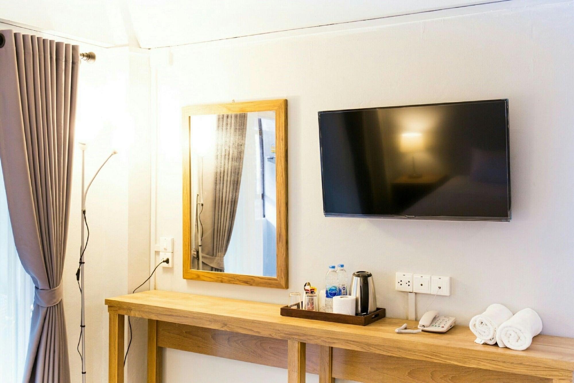 Ratana Hotel Chiang Mai Dış mekan fotoğraf
