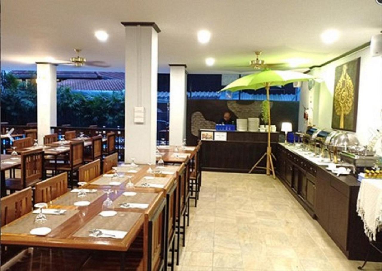 Ratana Hotel Chiang Mai Dış mekan fotoğraf