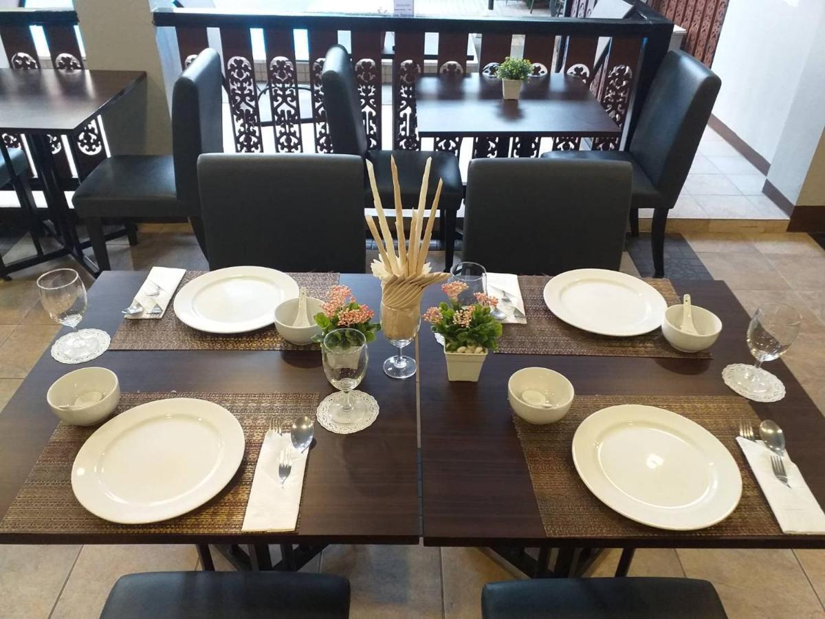 Ratana Hotel Chiang Mai Dış mekan fotoğraf